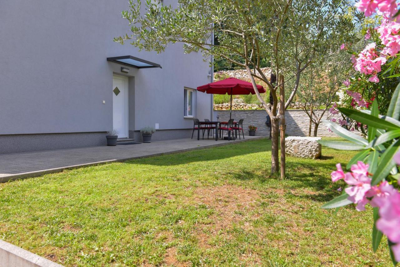 Apartment Piano Rijeka Exterior photo